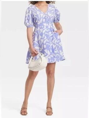A New Day Women's Balloon Short Sleeve
Mini Wrap Dress Periwinkle/ White Size XS